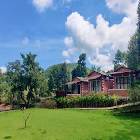 Hotel River Orchid Resort Satara Exteriér fotografie