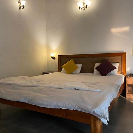 Hotel River Orchid Resort Satara Exteriér fotografie
