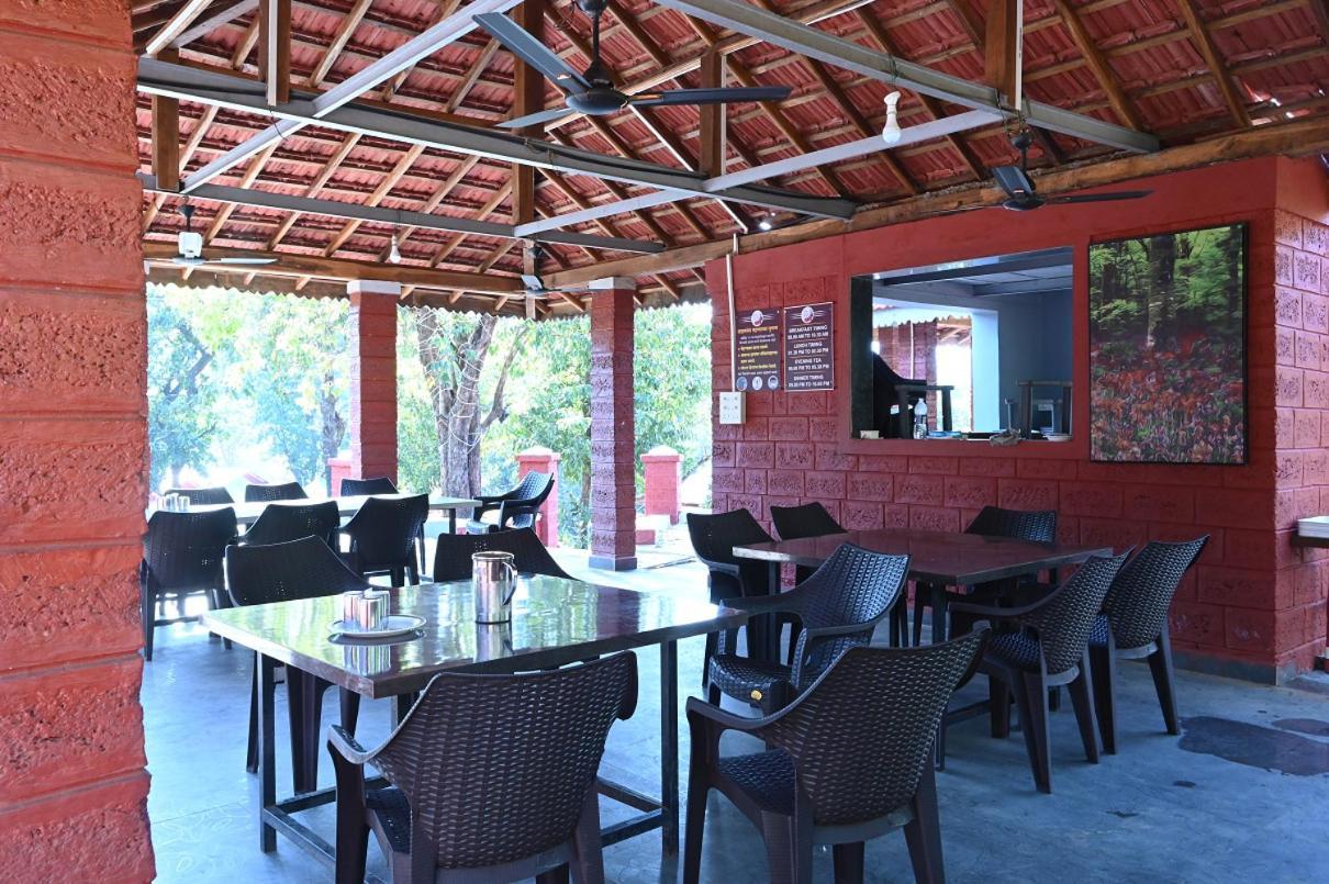 Hotel River Orchid Resort Satara Exteriér fotografie