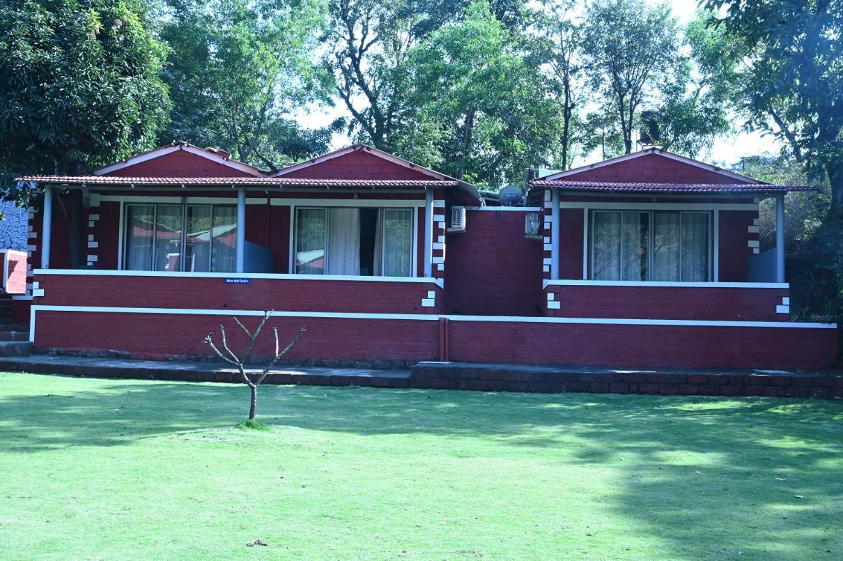 Hotel River Orchid Resort Satara Exteriér fotografie