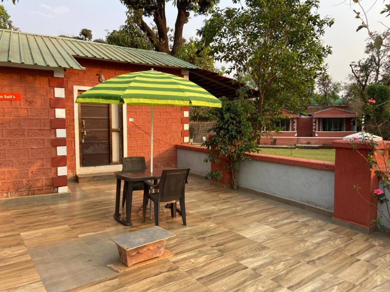 Hotel River Orchid Resort Satara Exteriér fotografie